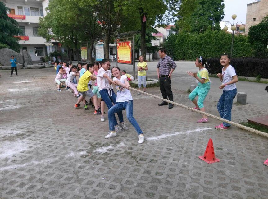 ���|Ů�ӌW(xu��)У