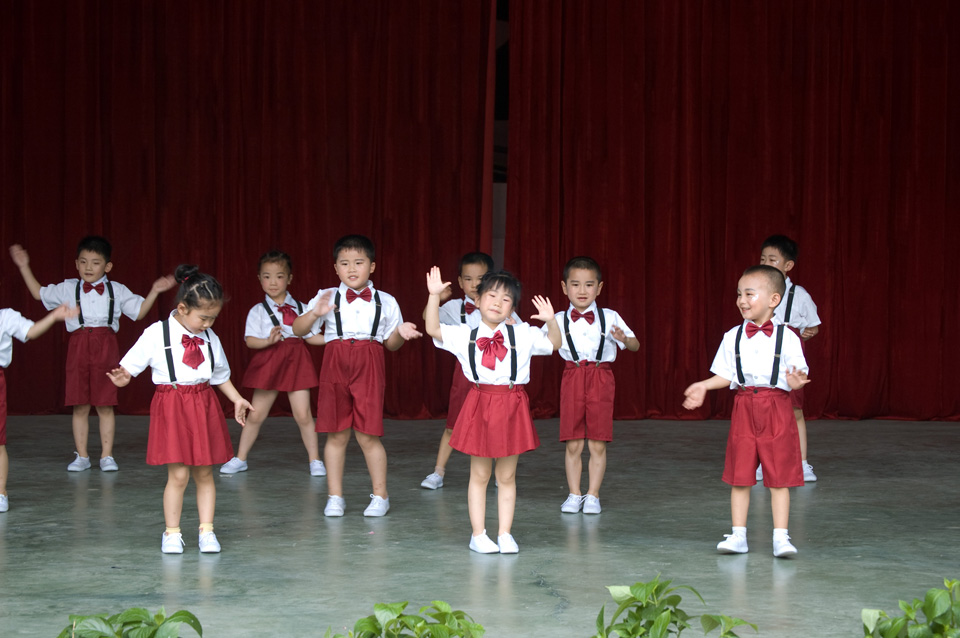 ���|Ů�ӌW(xu��)У