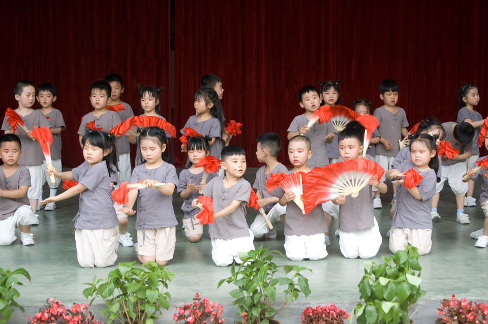 ���|Ů�ӌW(xu��)У