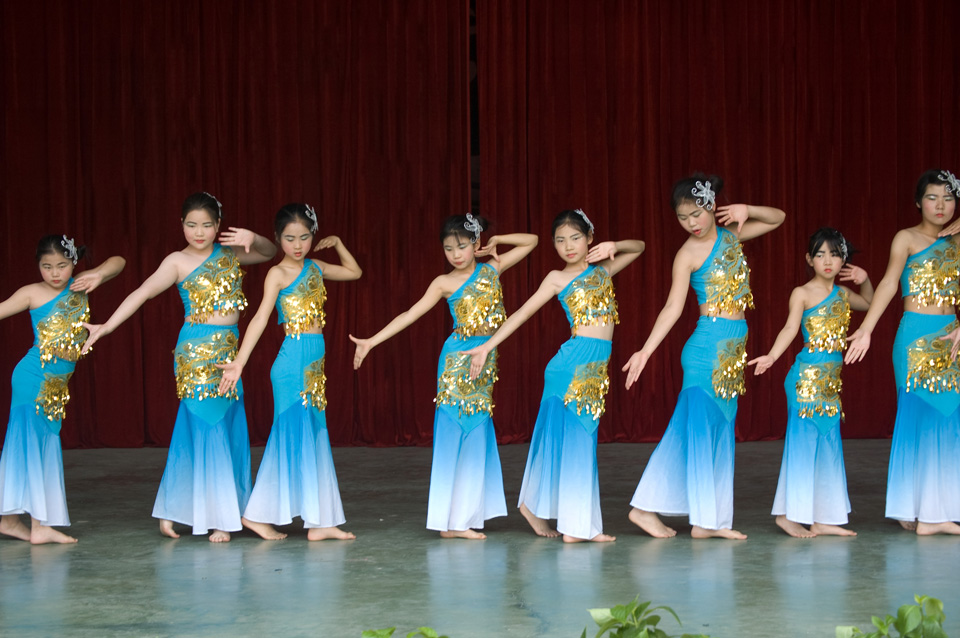 ���|Ů�ӌW(xu��)У