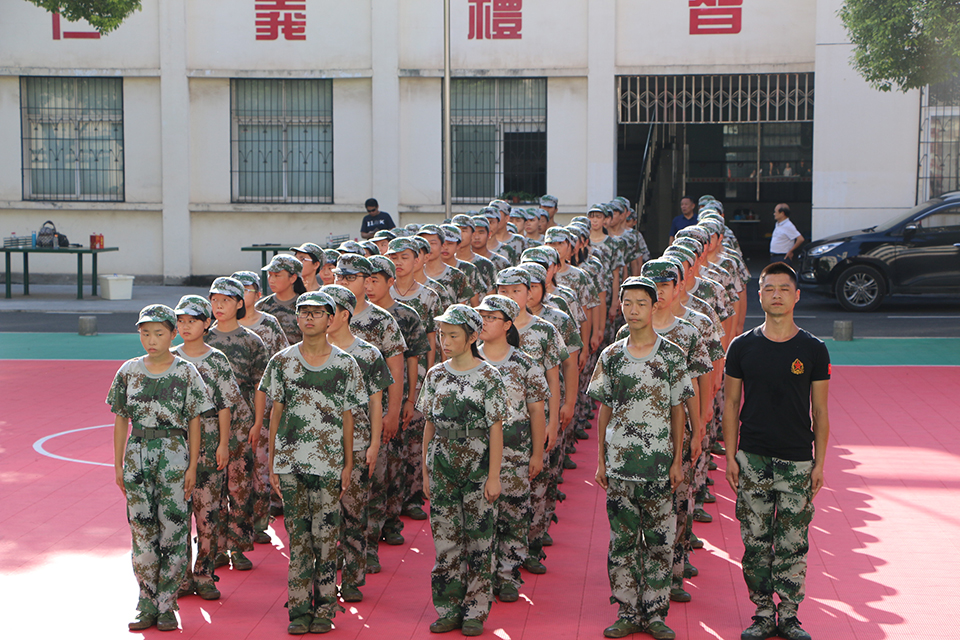 ���|Ů�ӌW(xu��)У