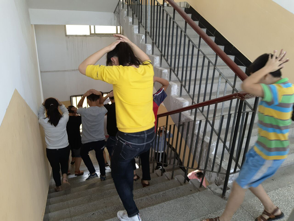 ���|Ů�ӌWУ