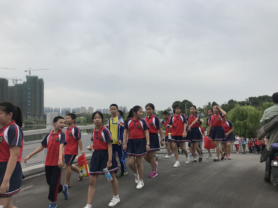 ���|Ů�ӌW(xu��)У