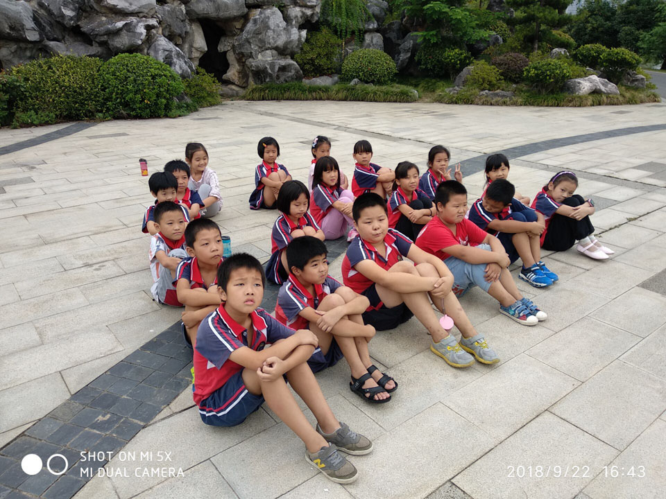 ���|Ů�ӌW(xu��)У