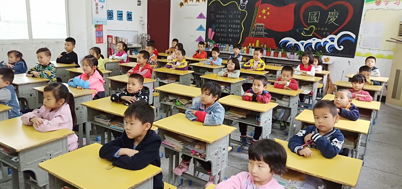 ���|Ů�ӌWУ