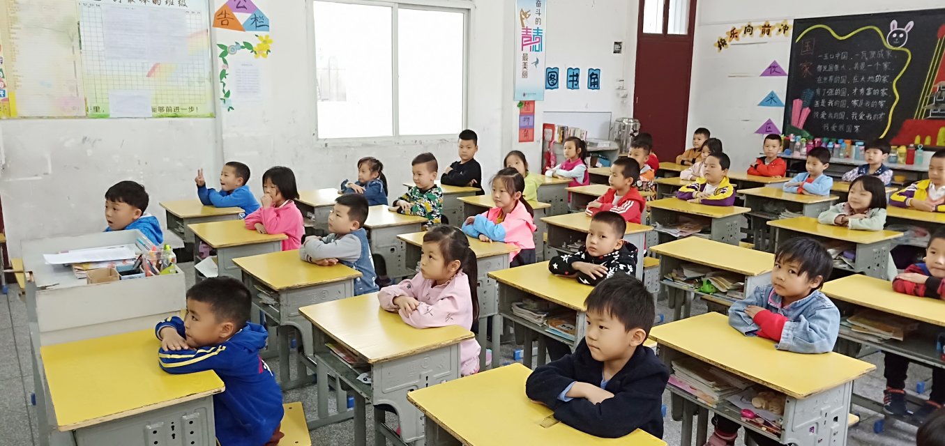 ���|Ů�ӌWУ