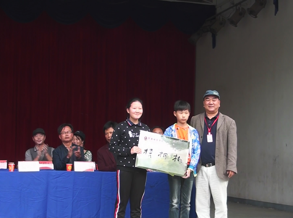 ���|Ů�ӌW(xu��)У