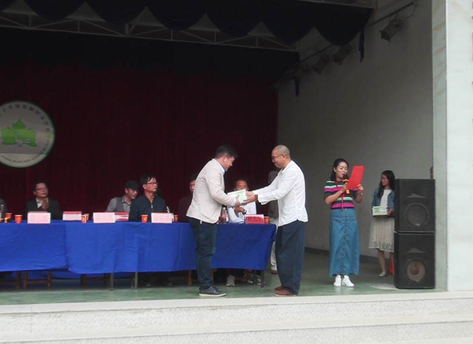 ���|Ů�ӌW(xu��)У