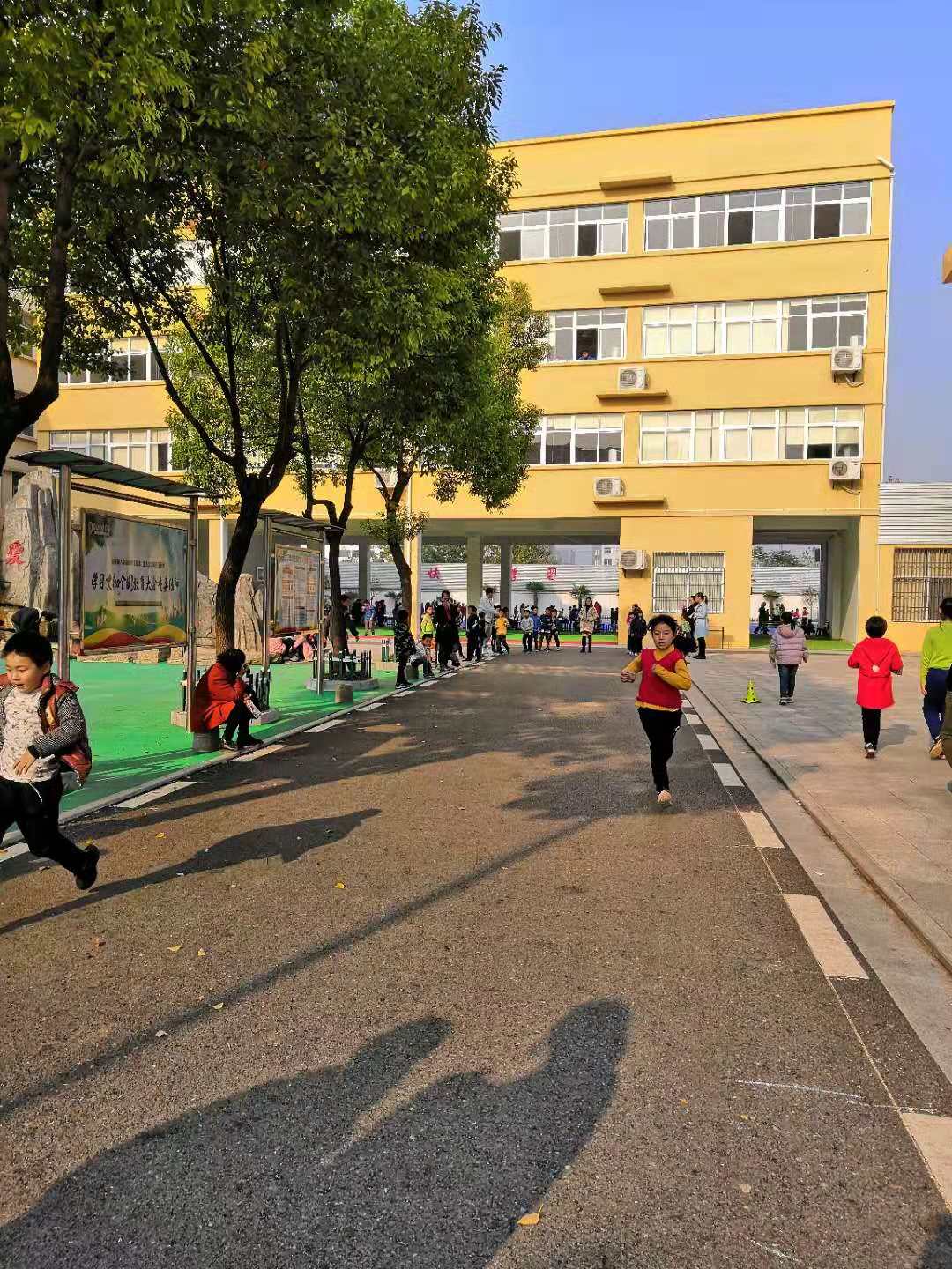 ���|Ů�ӌW(xu��)У