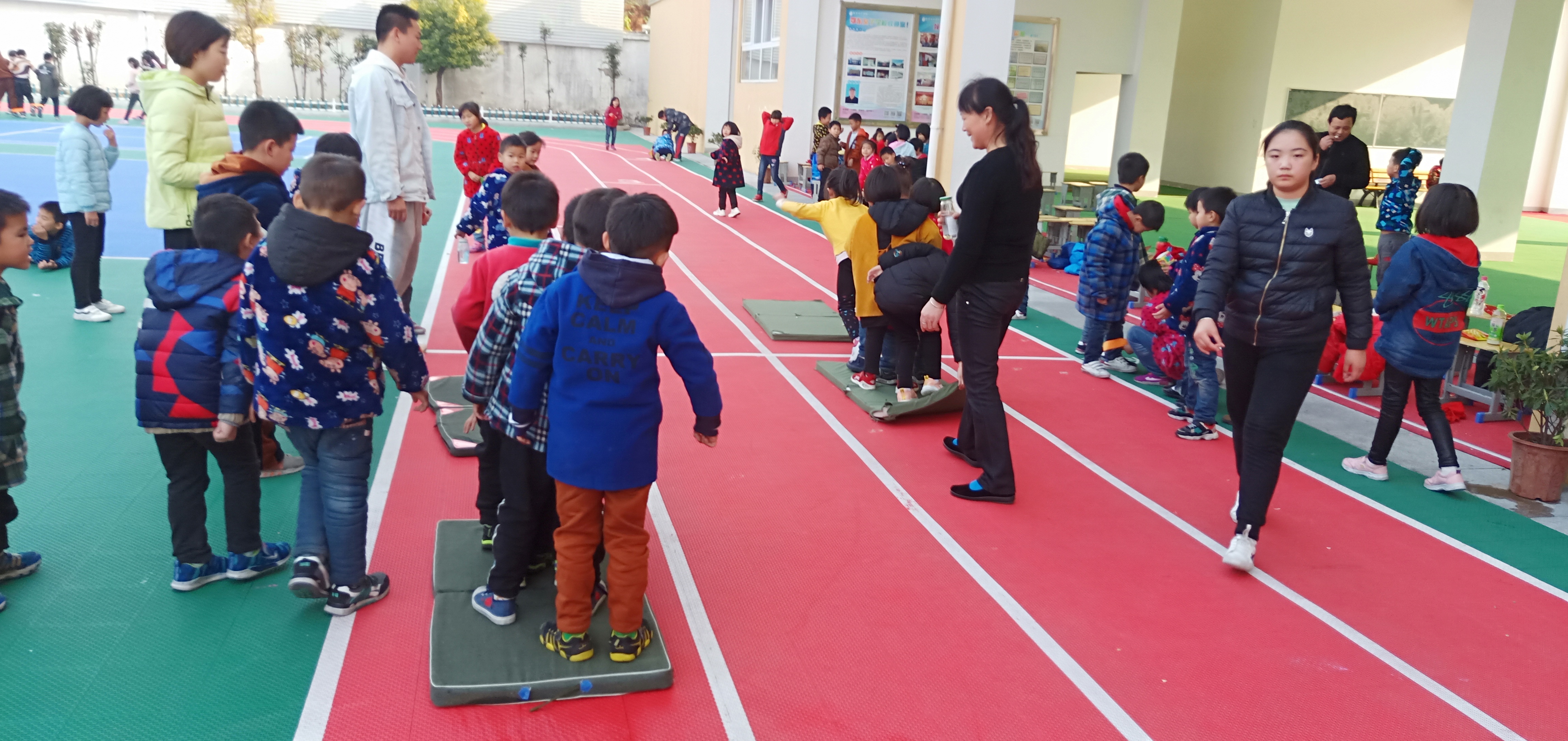 ���|Ů�ӌW(xu��)У