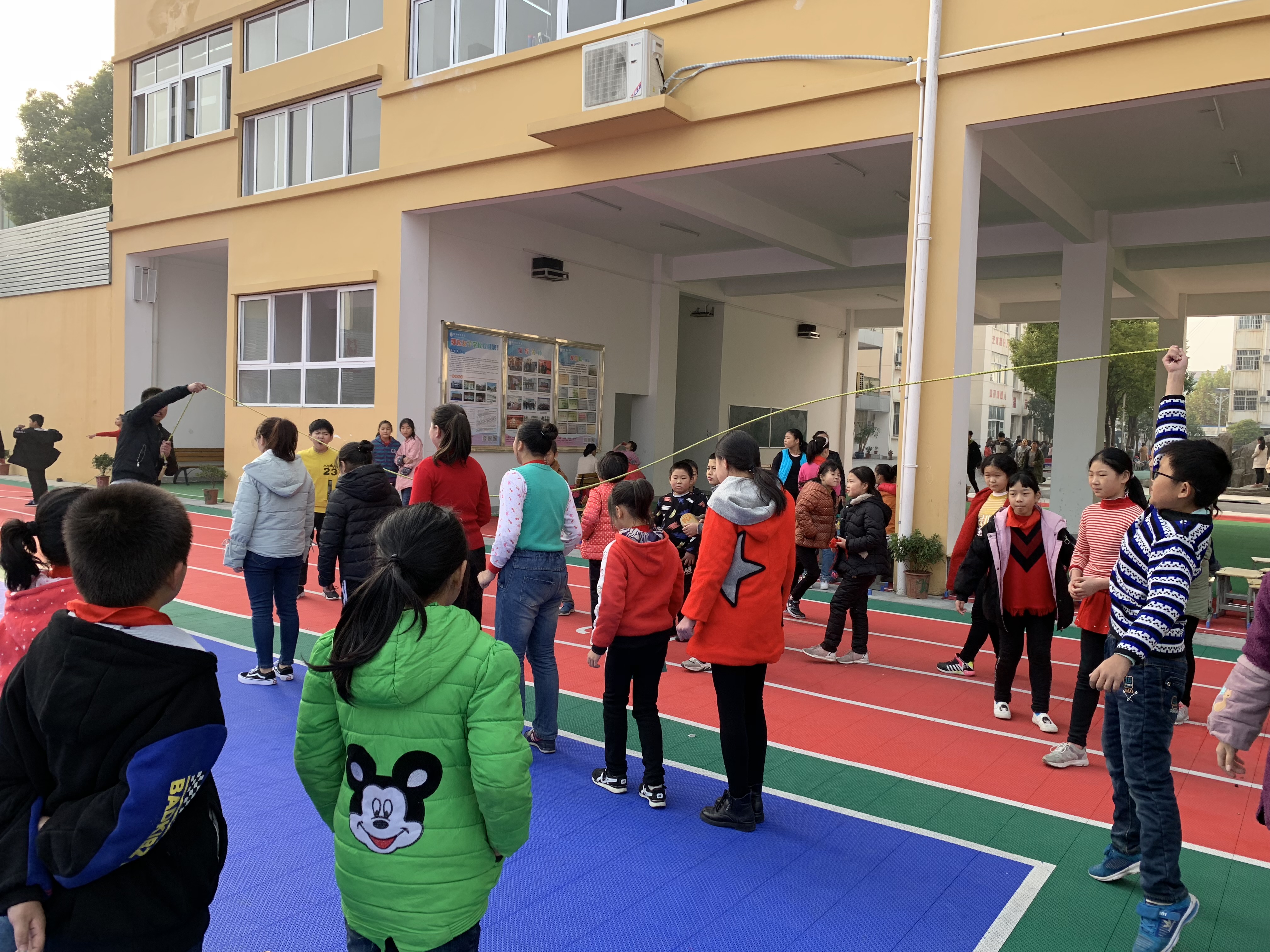 ���|Ů�ӌW(xu��)У