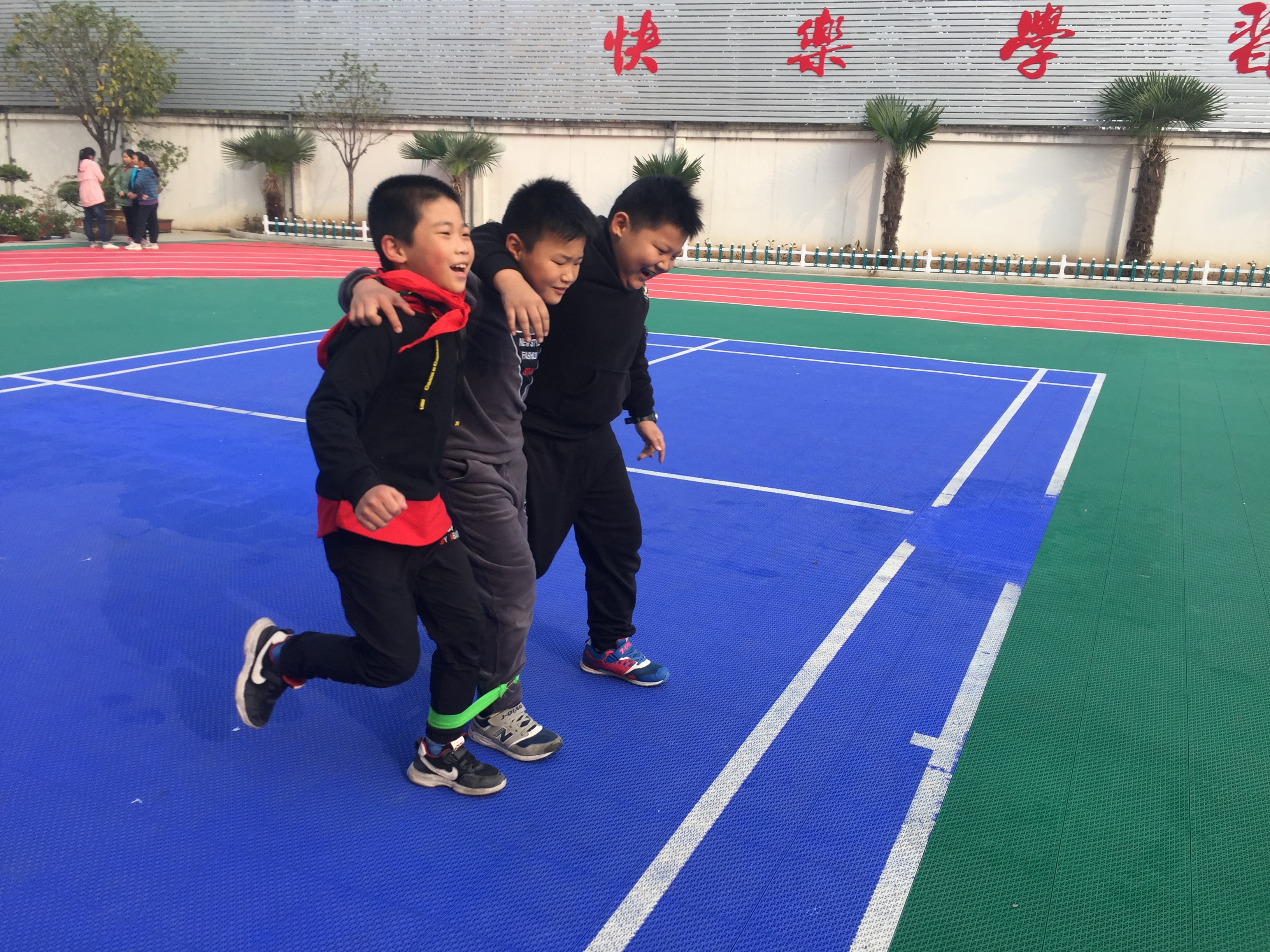 ���|Ů�ӌW(xu��)У