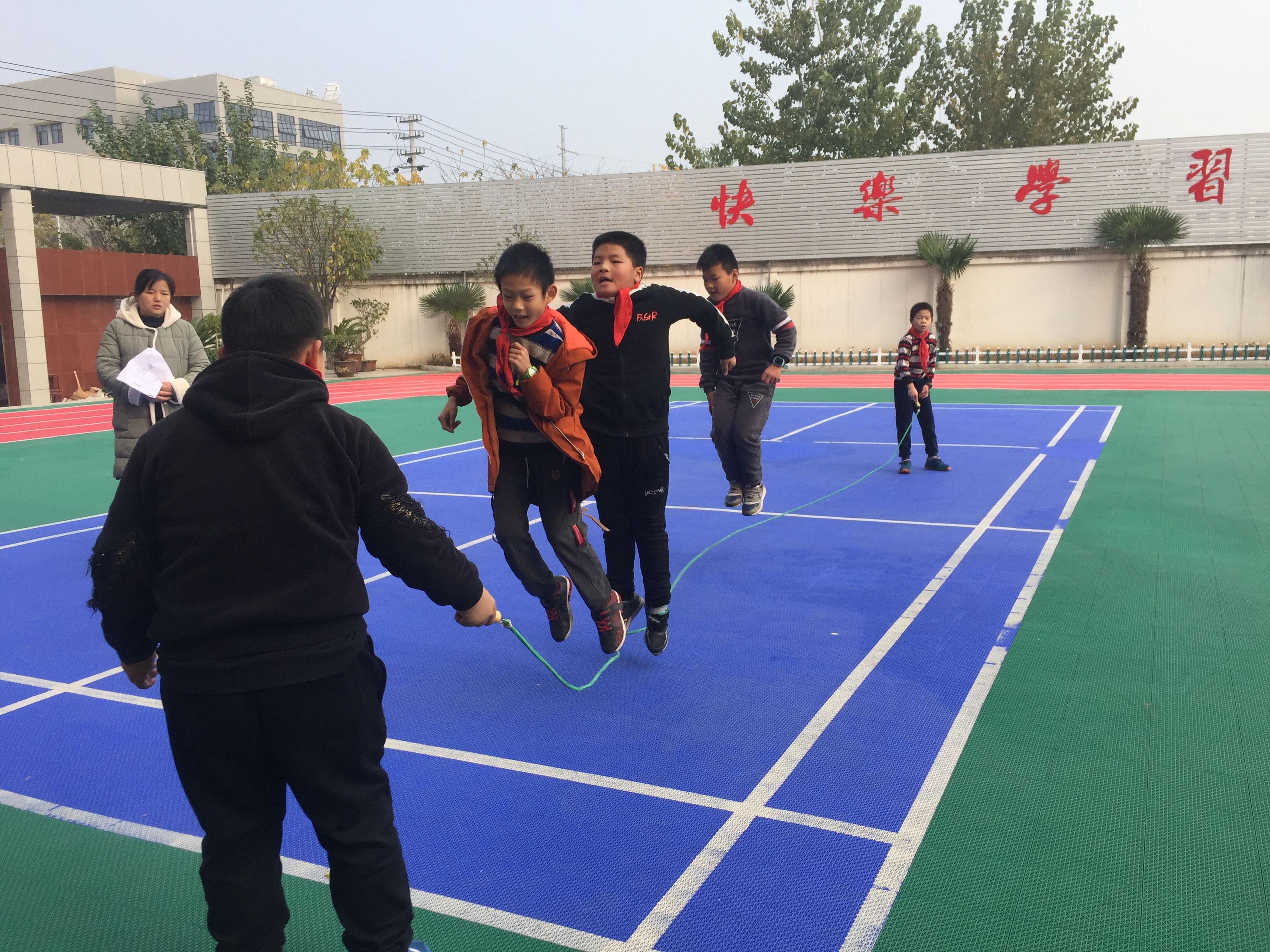 ���|Ů�ӌW(xu��)У