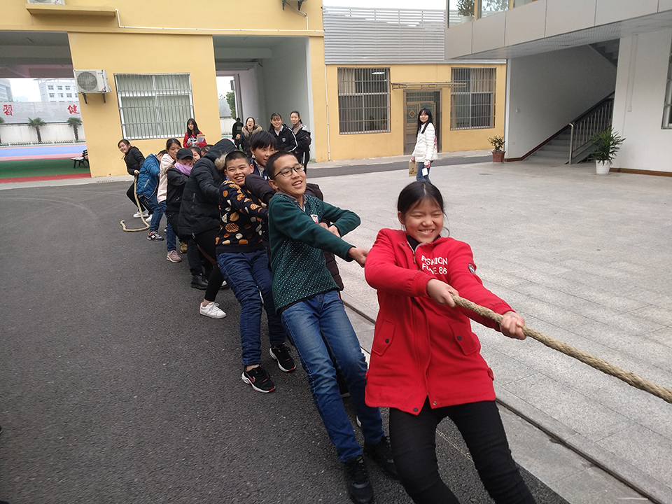 ���|Ů�ӌW(xu��)У