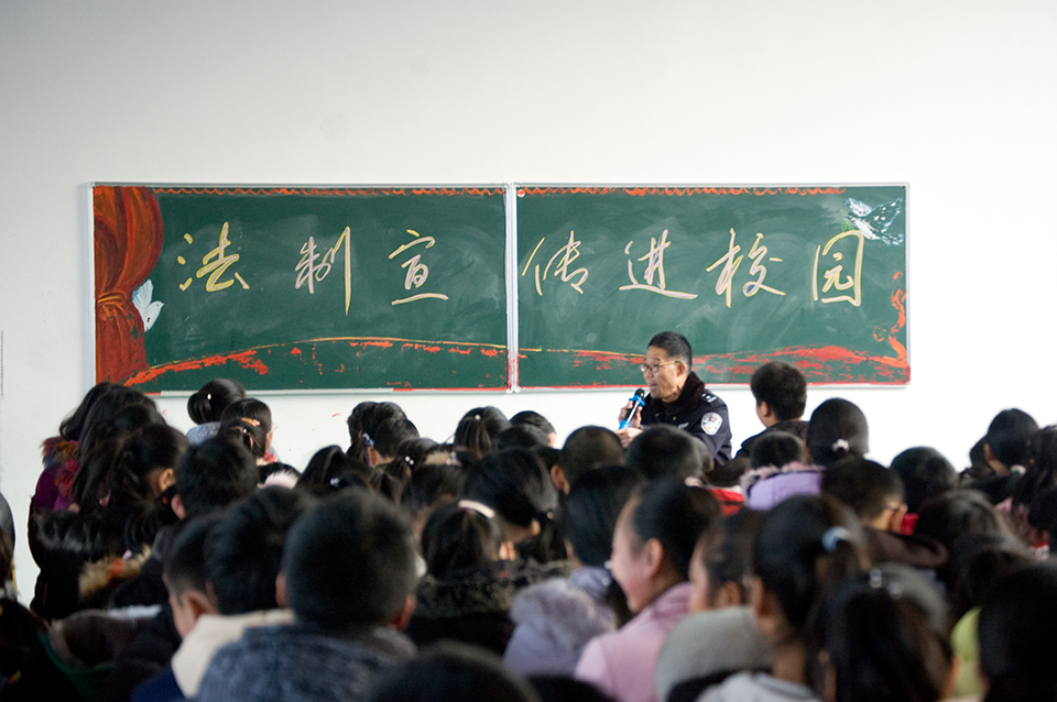 ���|Ů�ӌWУ