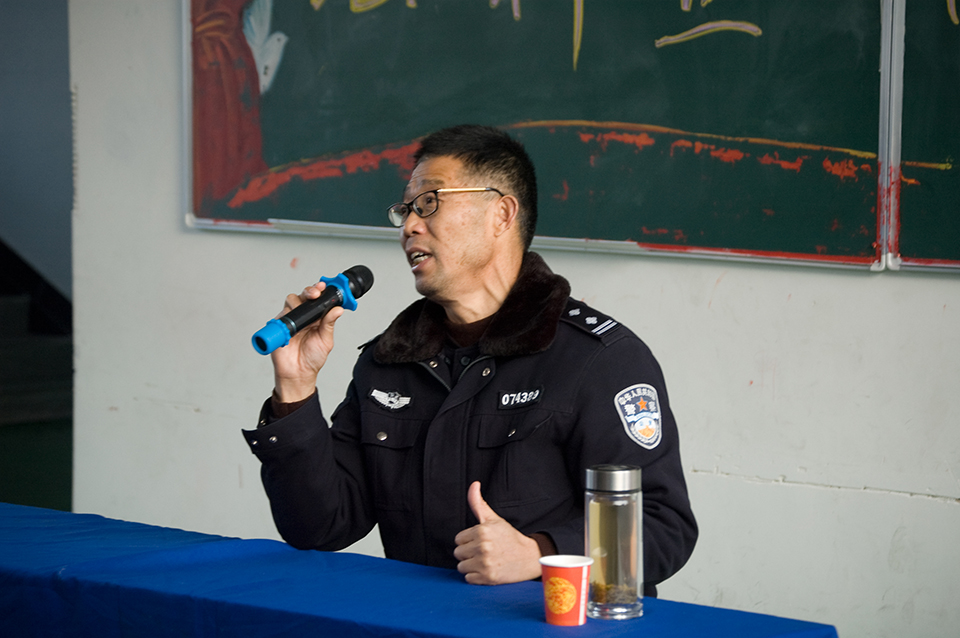 ���|Ů�ӌWУ