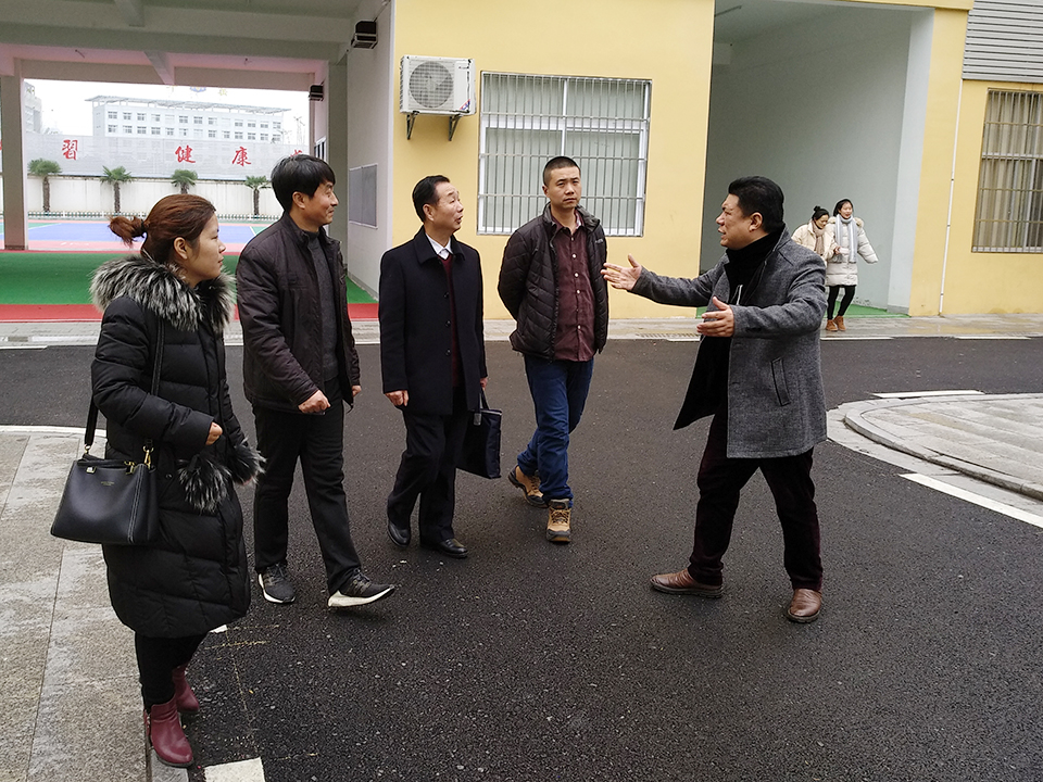 ���|Ů�ӌW(xu��)У