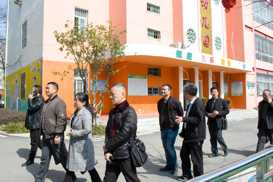 ���|Ů�ӌW(xu��)У