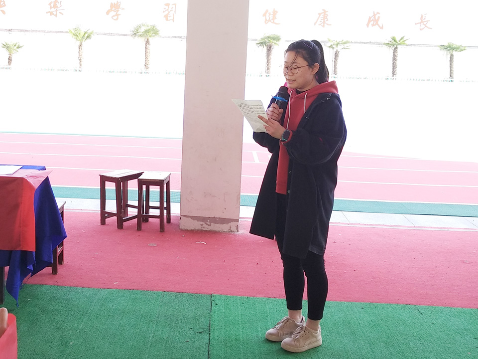 ���|Ů�ӌW(xu��)У