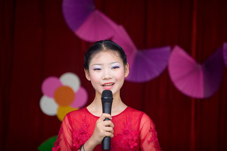 ���|Ů�ӌW(xu��)У