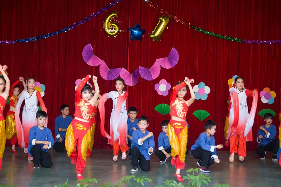 ���|Ů�ӌW(xu��)У