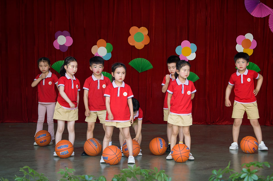 ���|Ů�ӌW(xu��)У