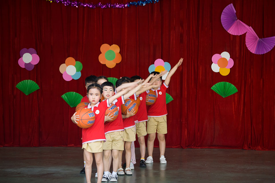 ���|Ů�ӌW(xu��)У