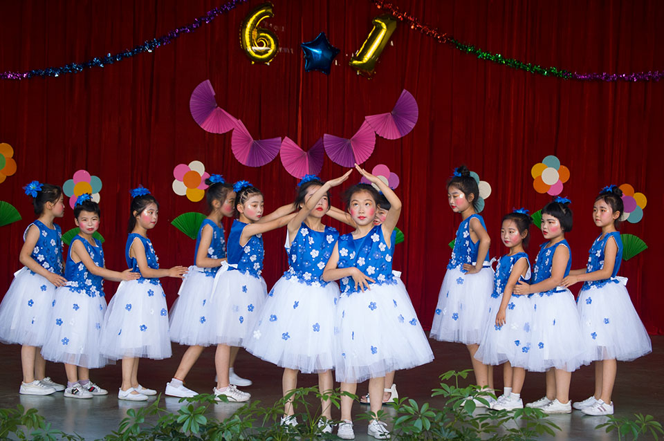 ���|Ů�ӌW(xu��)У