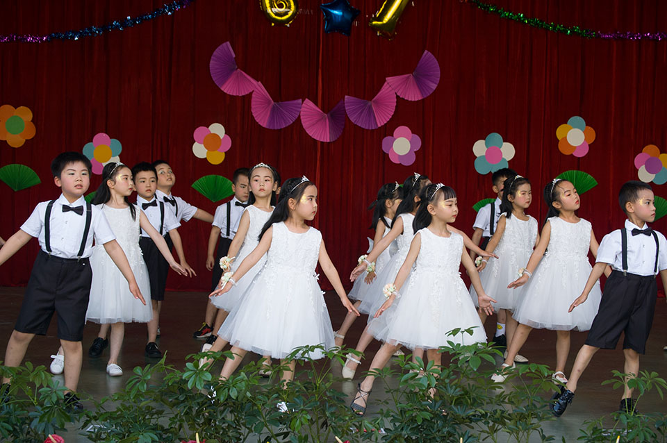 ���|Ů�ӌW(xu��)У