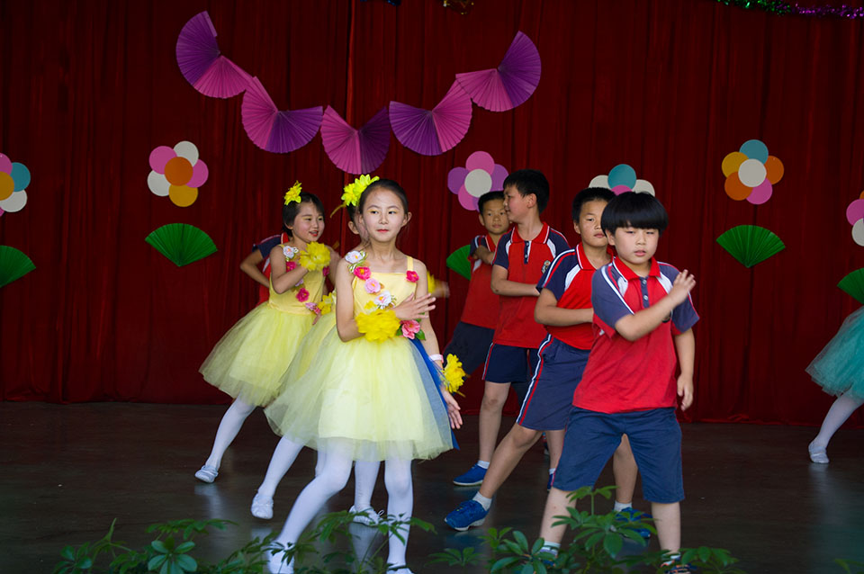 ���|Ů�ӌW(xu��)У