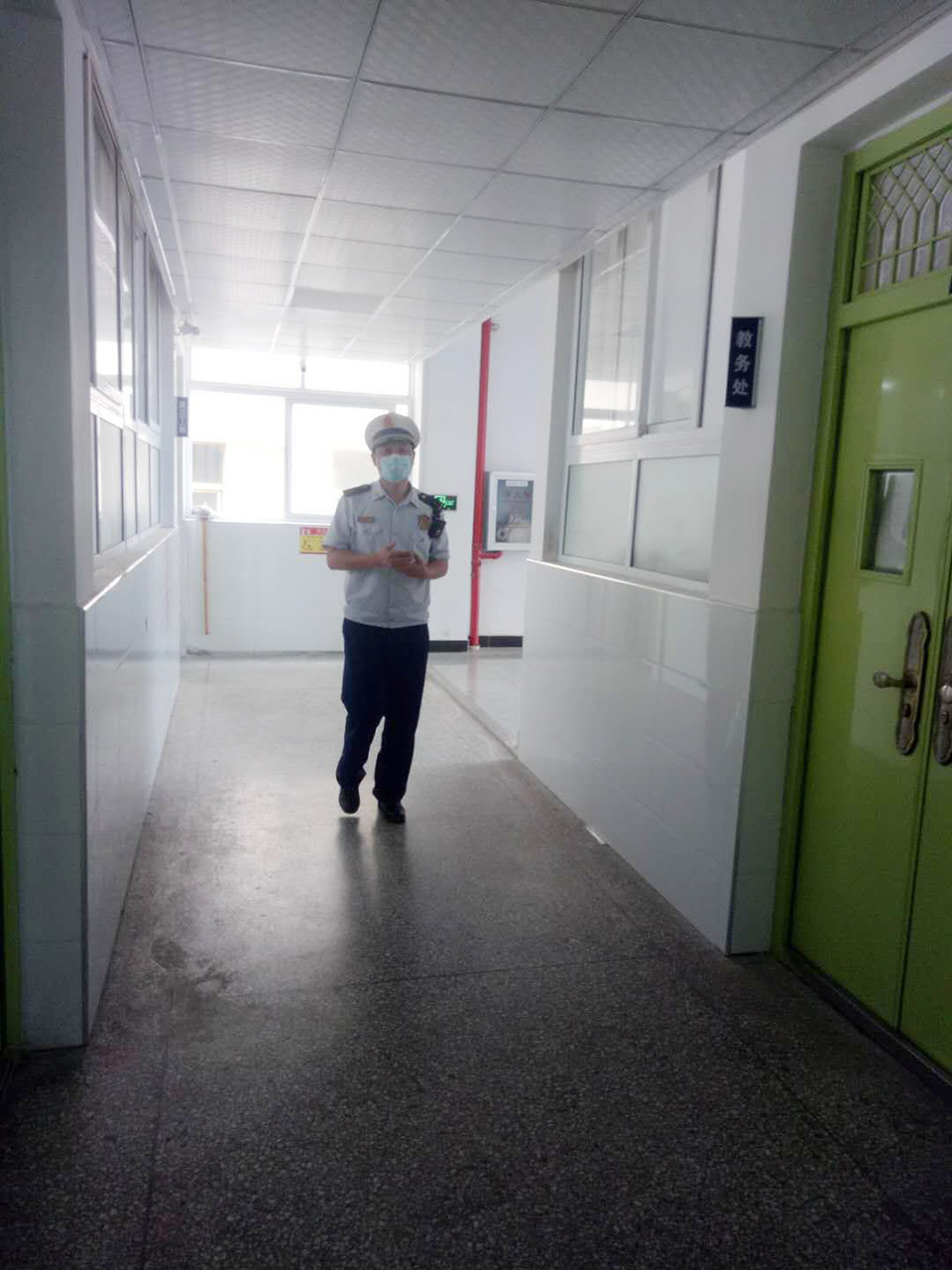 ���|Ů�ӌWУ