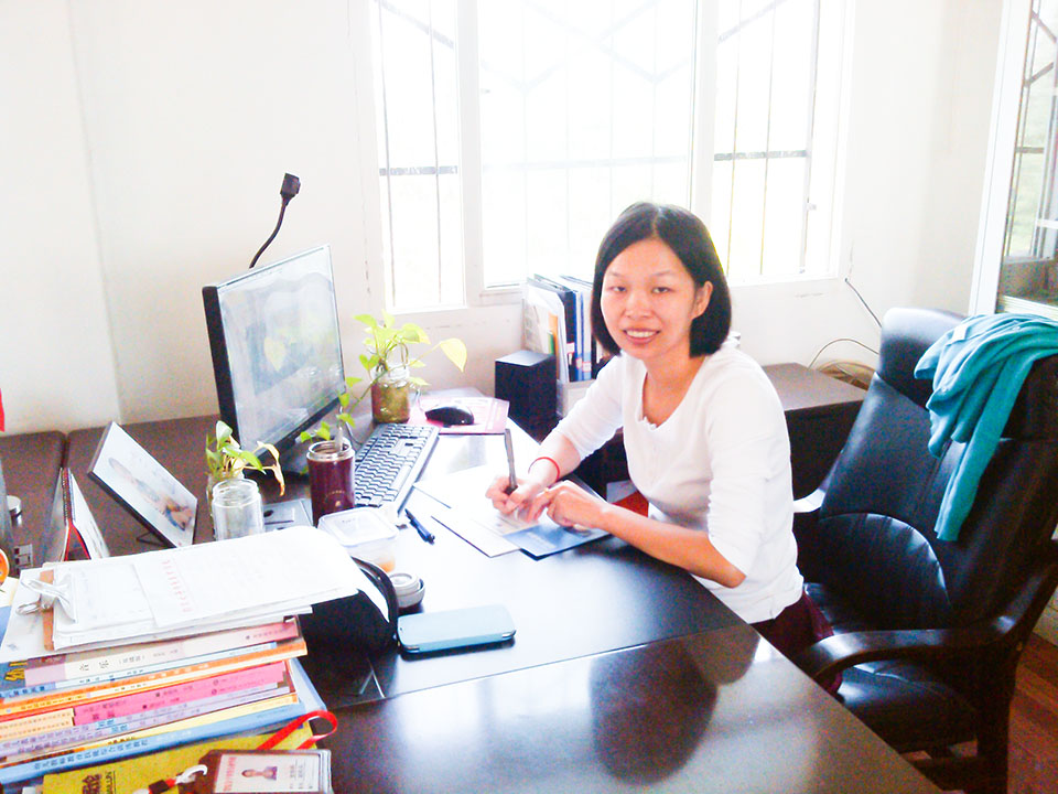 ���|Ů�ӌWУ